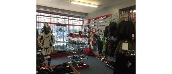 SHOP 3